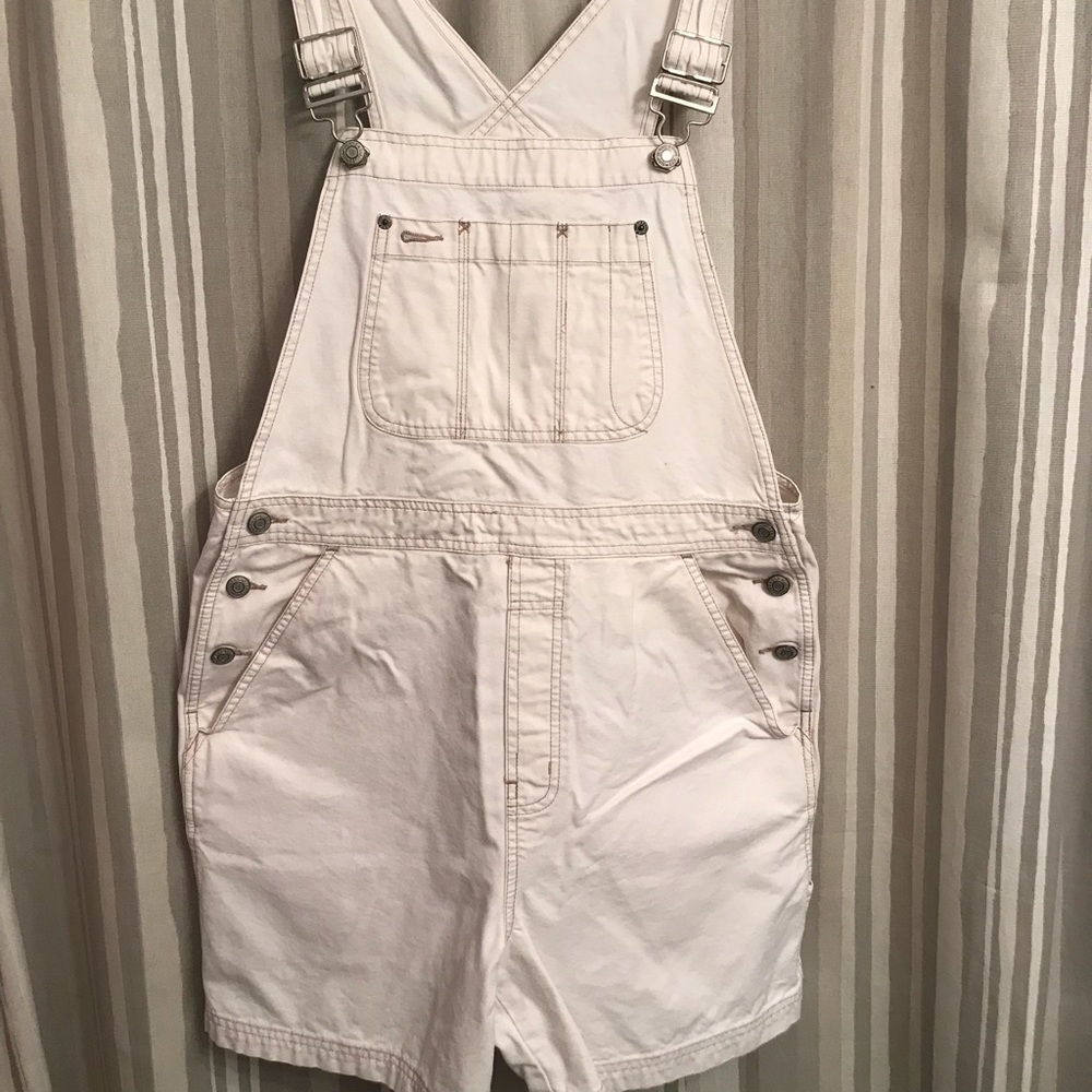 Gap overall shorts